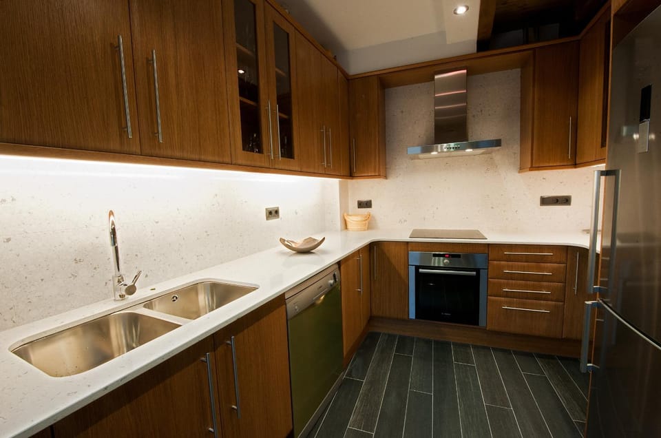 Kitchen or kitchenette