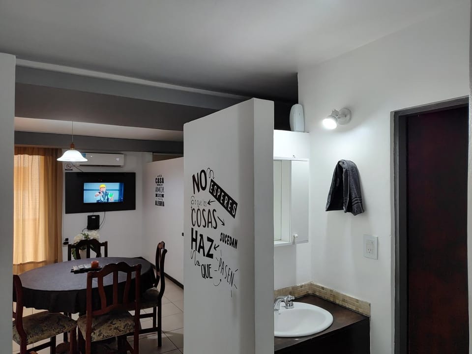 Diferente, moderno, a metros de plaza principal Apartment in Santiago del Estero