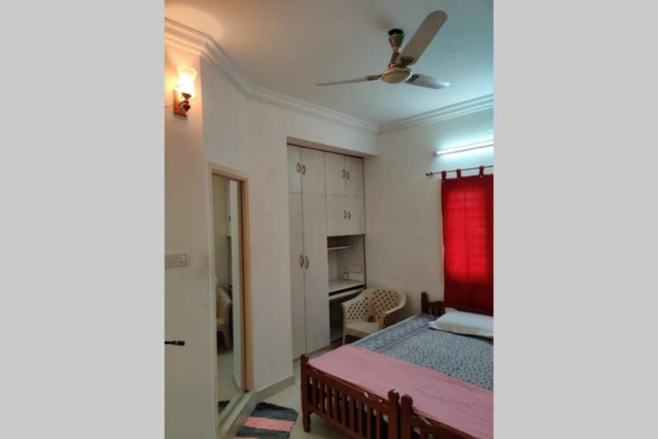 comfortable home stay Apartment in Chennai