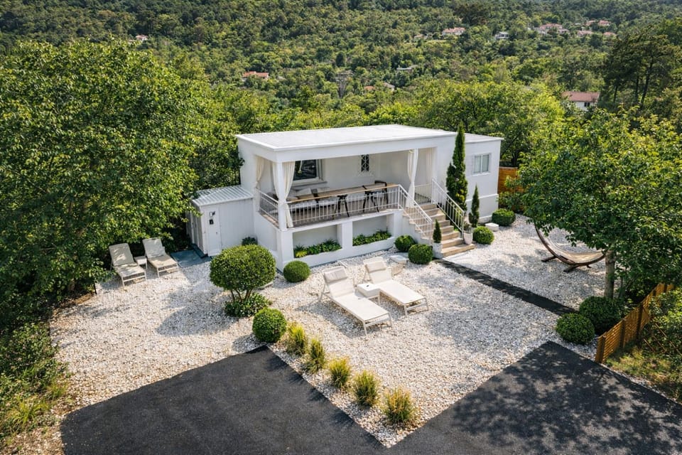 Bird's eye view, Garden, sunbed