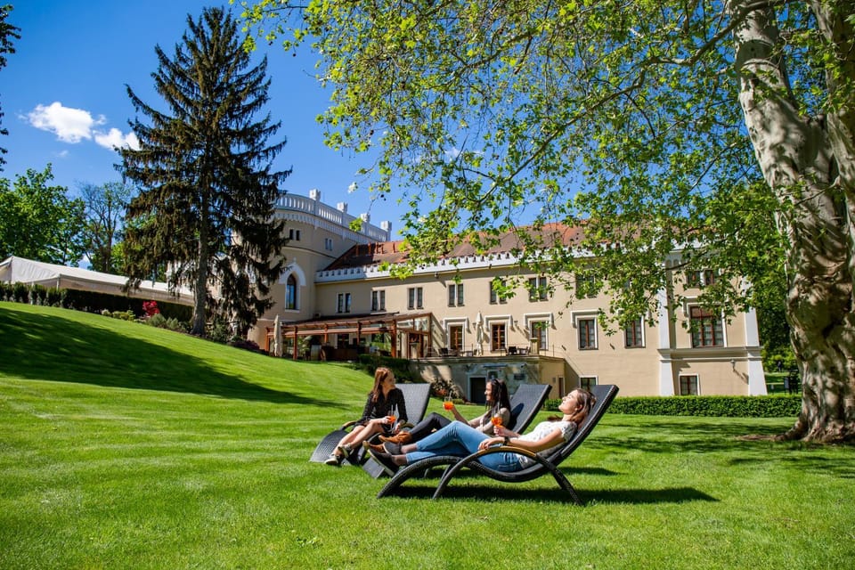 Property building, People, Garden, Garden view, sunbed