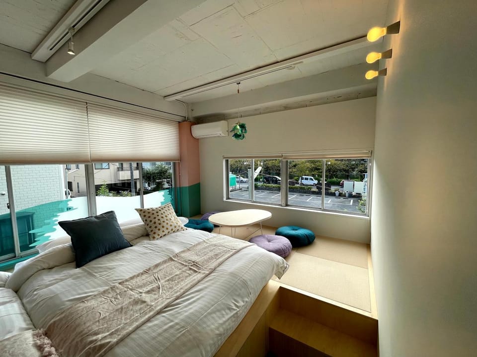 Bed, Photo of the whole room