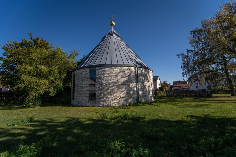 Property building, Nearby landmark, Garden