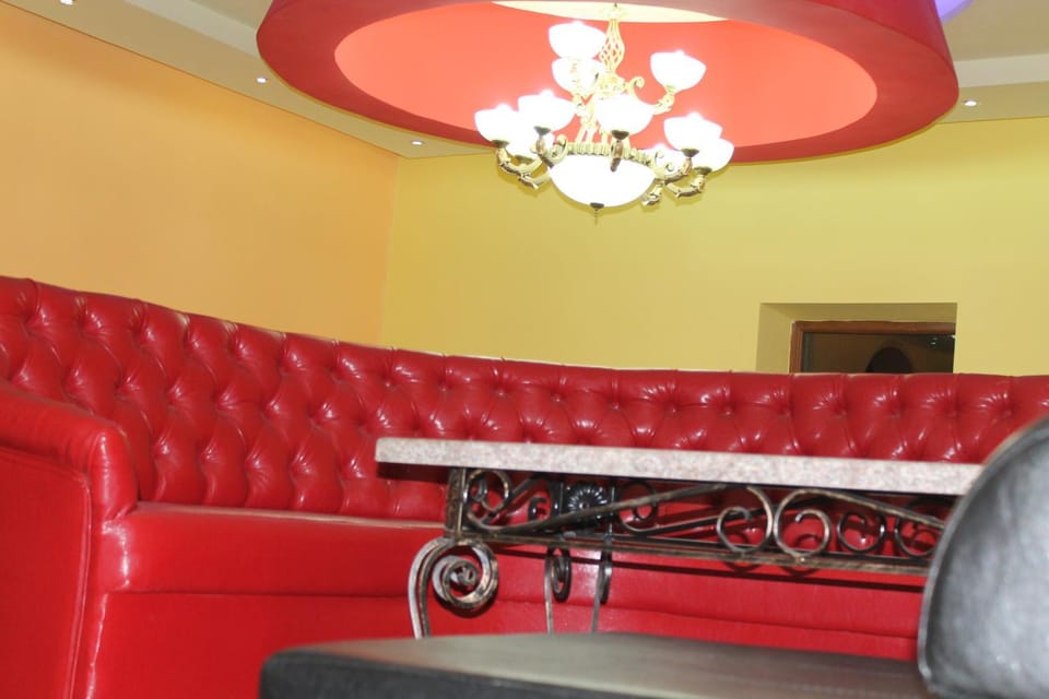TV and multimedia, Coffee/tea facilities, Seating area