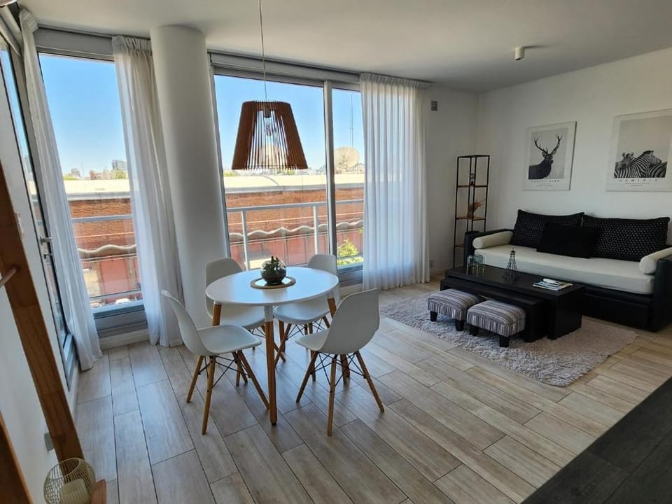Dorrego Torre Apartment in Buenos Aires