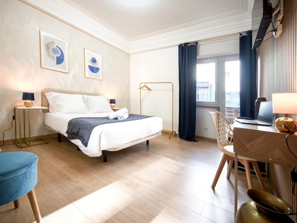 Santos Mattos Guesthouse & Apartments by Lisbon with Sintra Bed and Breakfast in Lisbon District