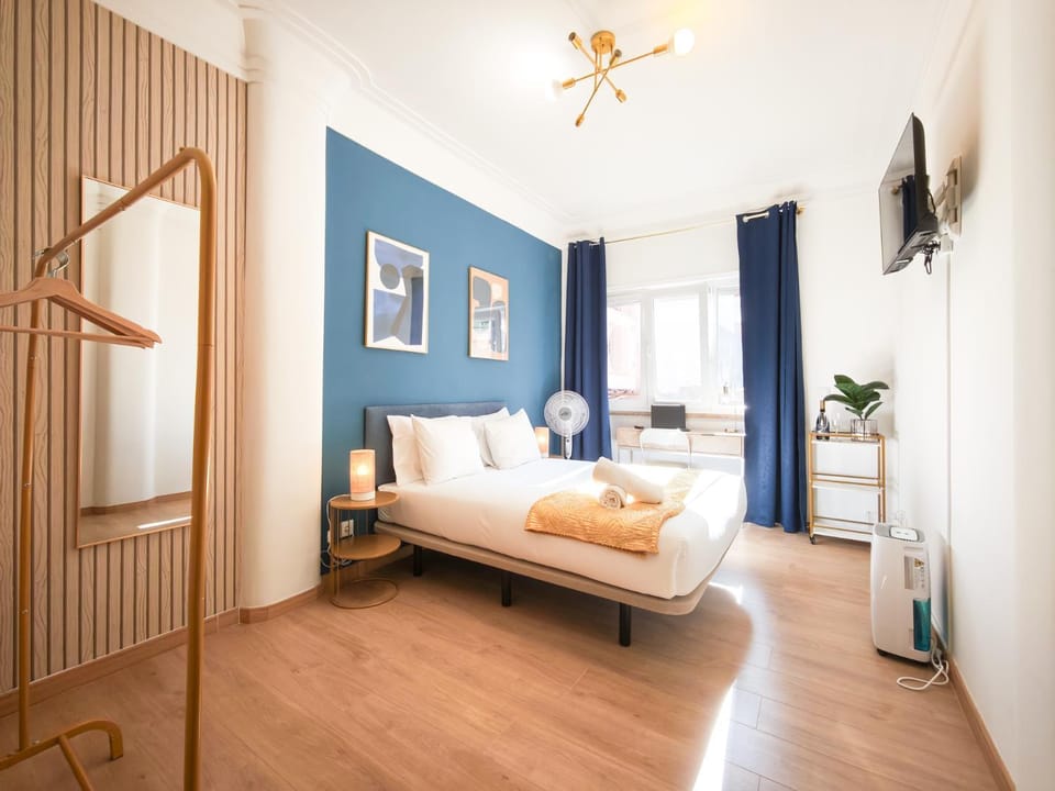 Santos Mattos Guesthouse & Apartments by Lisbon with Sintra Bed and Breakfast in Lisbon District