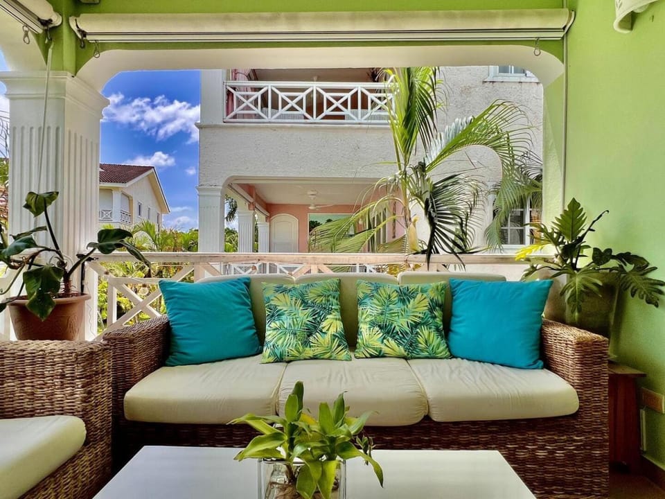 Superbe 2bd apt in gated community 2 steps from everything- Playa Popi Apartment in Las Terrenas