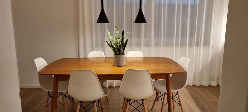 Kitchen or kitchenette, Communal kitchen