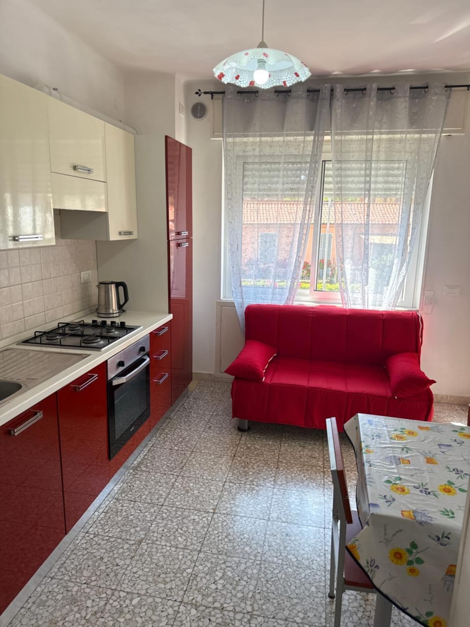 APPARTAMENTO ADRIA 1 CAMERA, Cucina, Bagno, Terrazzo Apartment in Ventimiglia