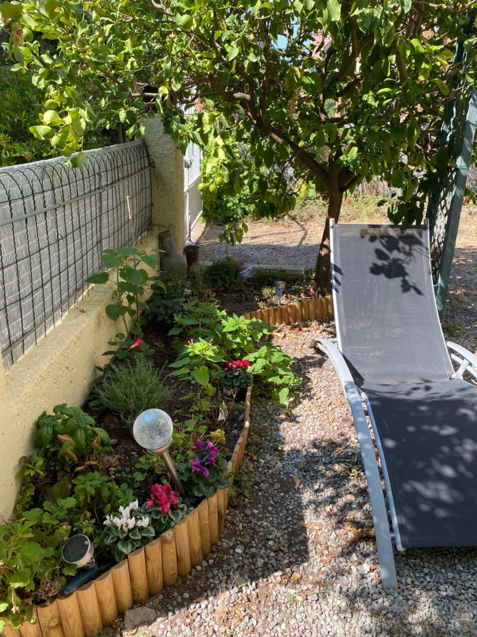 Jardin d’eden Apartment in Saint-Raphael