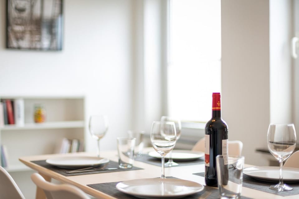 Restaurant/places to eat, Dining area, Drinks