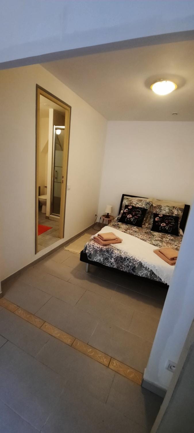 Apparemment des moulins Apartment in French Riviera