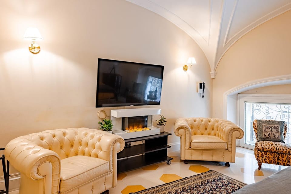 Property building, Living room