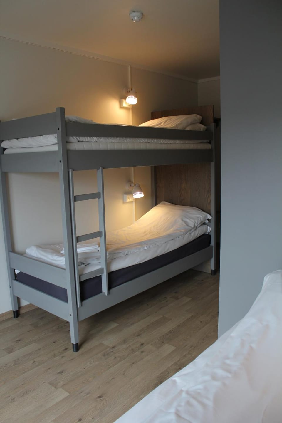 Bedroom, bunk bed