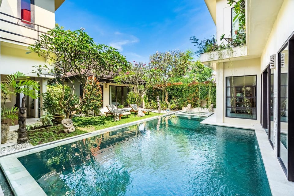Property building, Patio, Garden, Garden view, Pool view, Swimming pool
