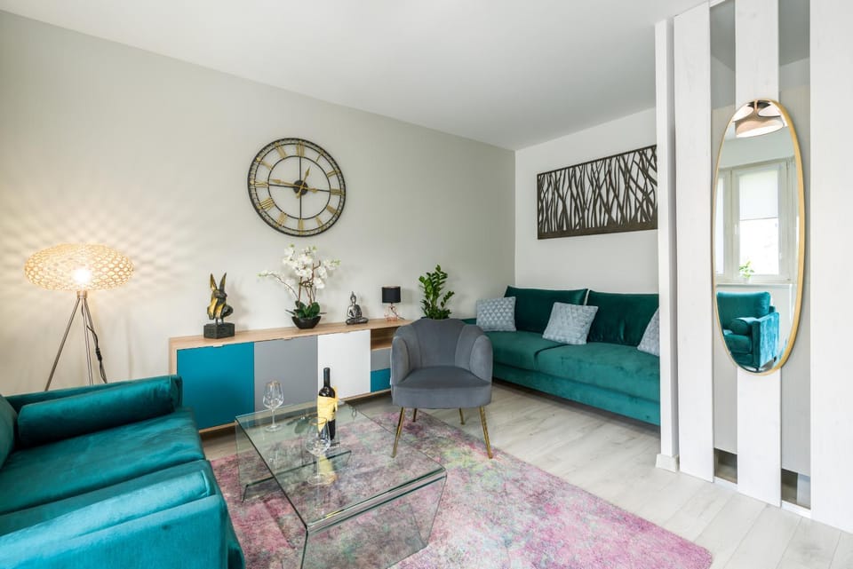 Communal lounge/ TV room, Living room