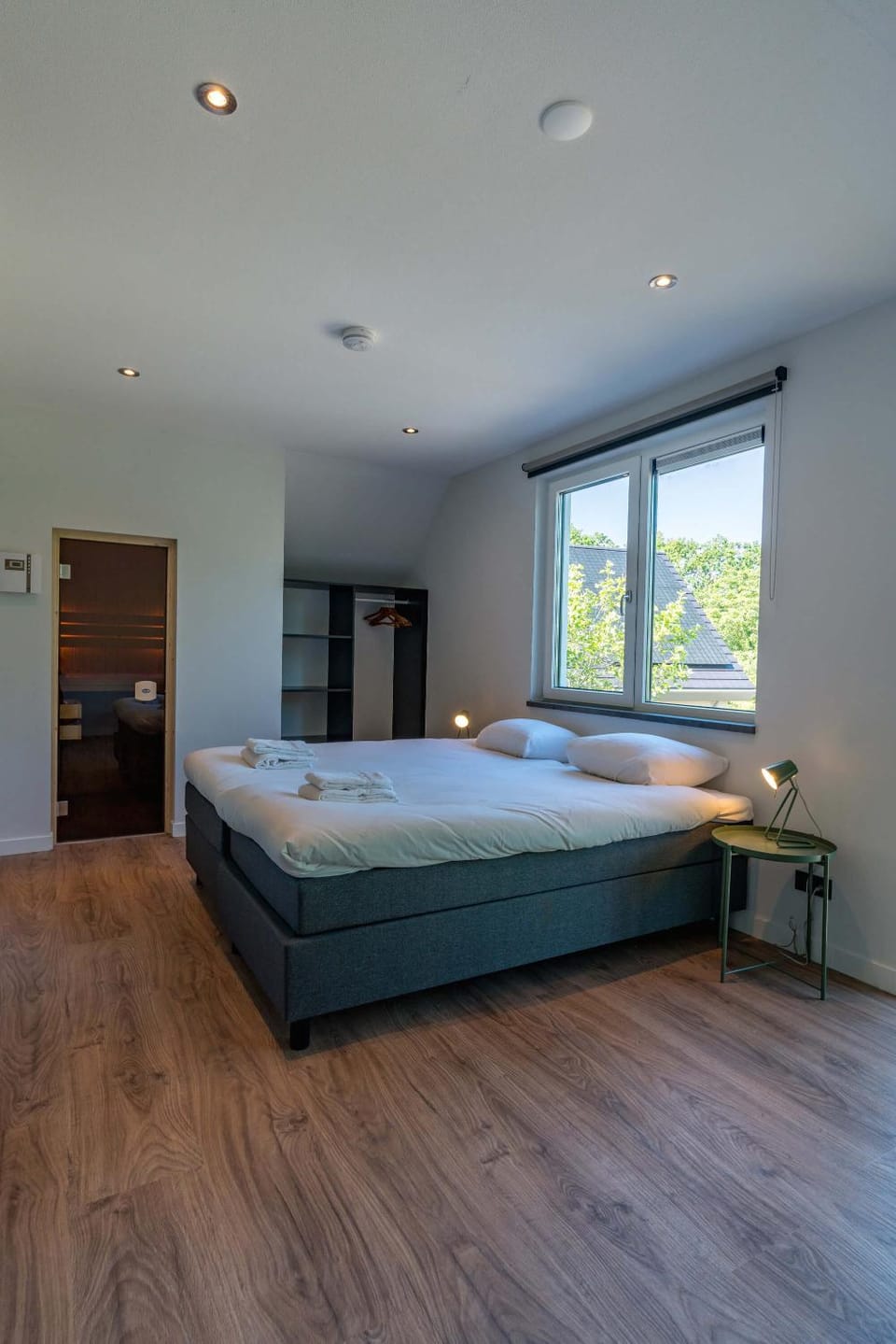 Sauna, Bedroom