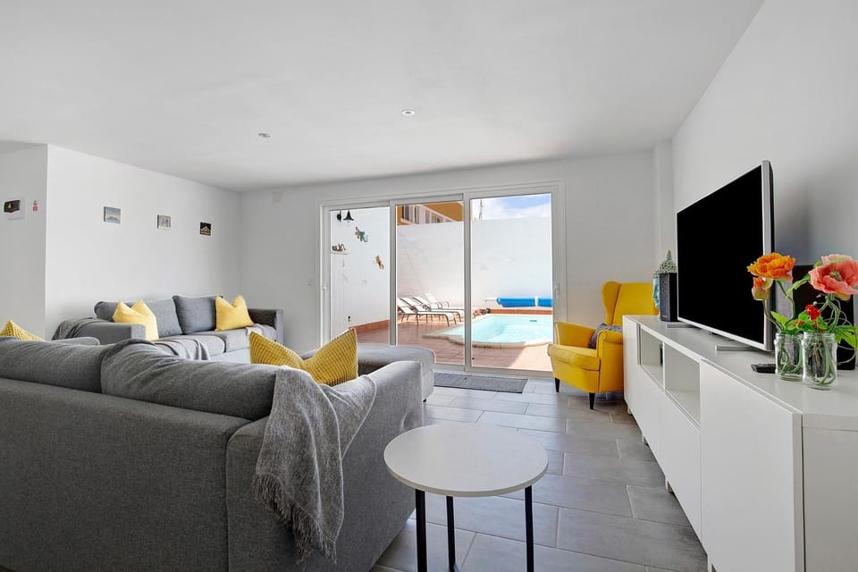 Property building, Living room