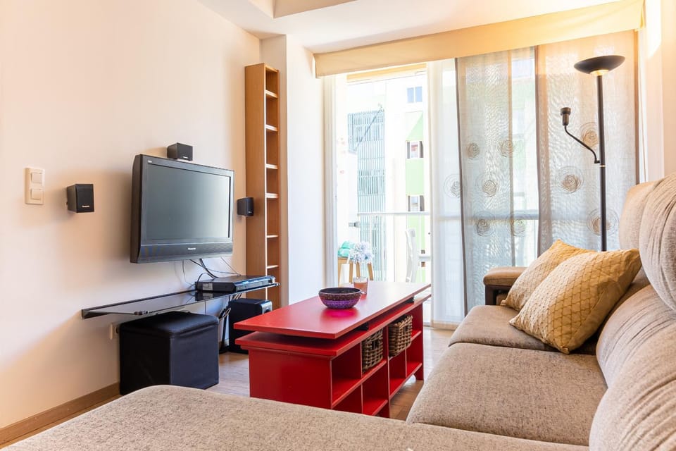 Communal lounge/ TV room, Living room