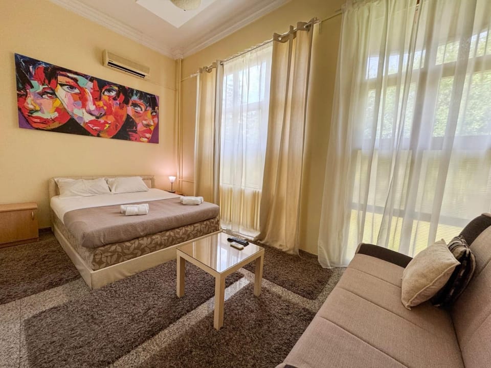 Vila club 011 Bed and Breakfast in Belgrade