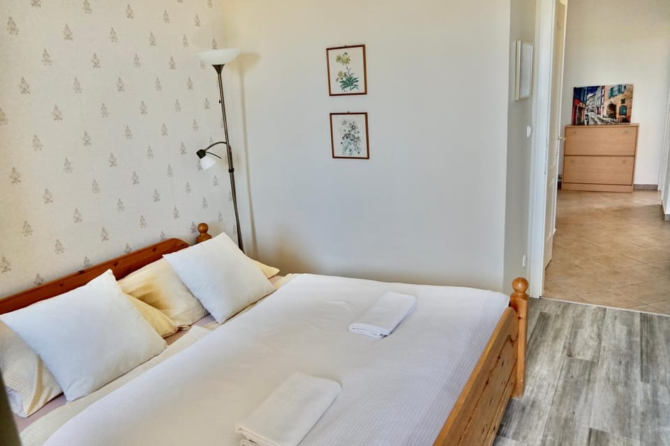 Francesca Apartmanlakása Apartment in Hungary