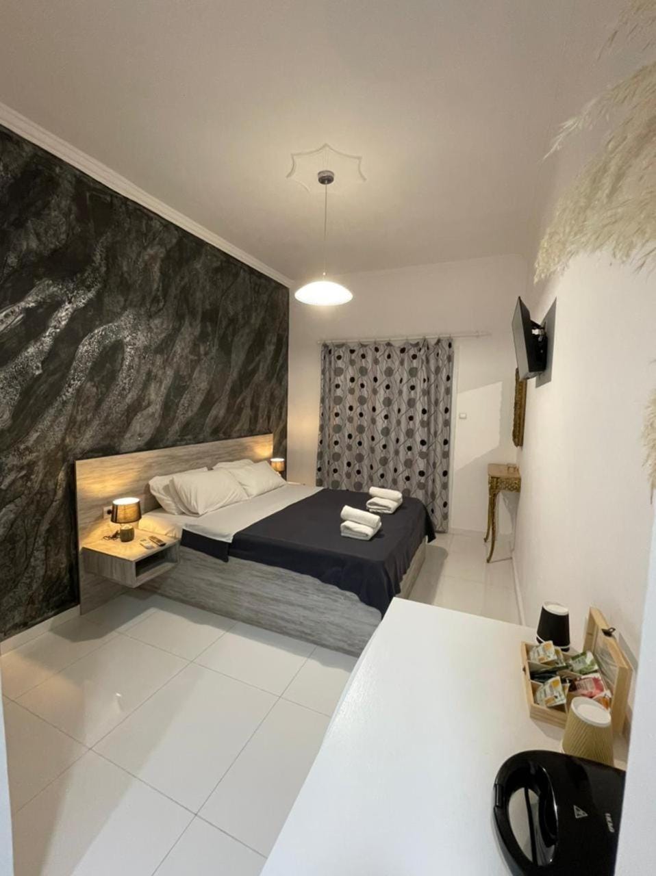 Jz Plus e'Bella Bed and Breakfast in Rhodes