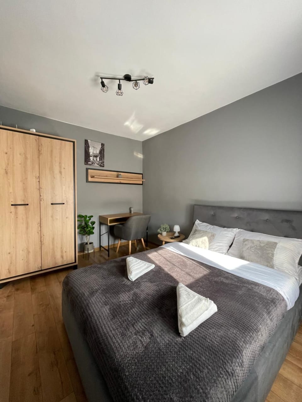 Cozy Studio 1 Bedroom nearby Value Center Mall Apartment in Cluj County