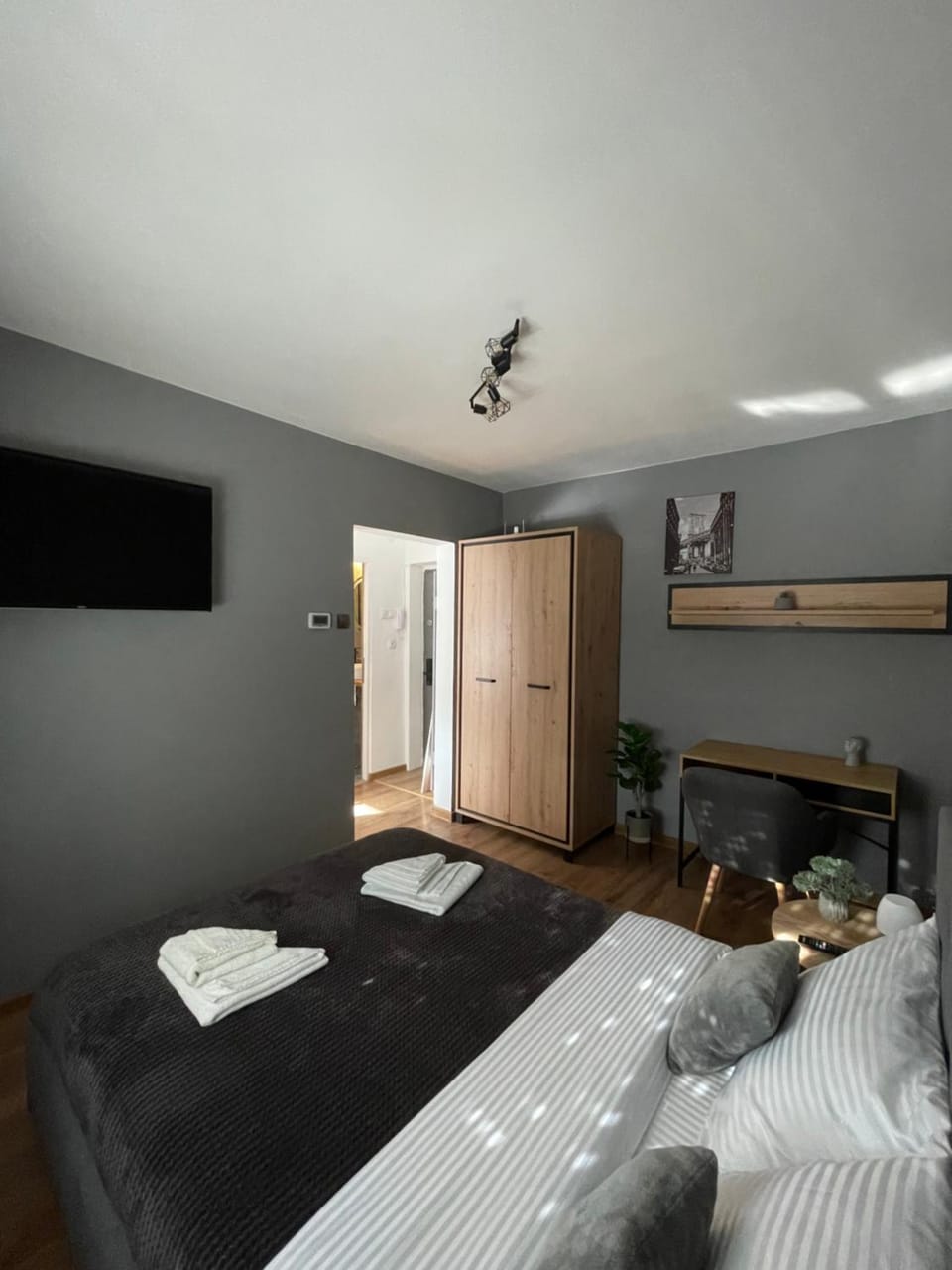 Cozy Studio 1 Bedroom nearby Value Center Mall Apartment in Cluj County