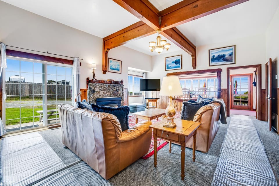 Sea Gate House in Westport