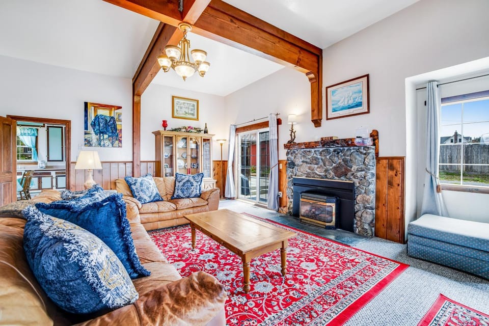 Sea Gate House in Westport