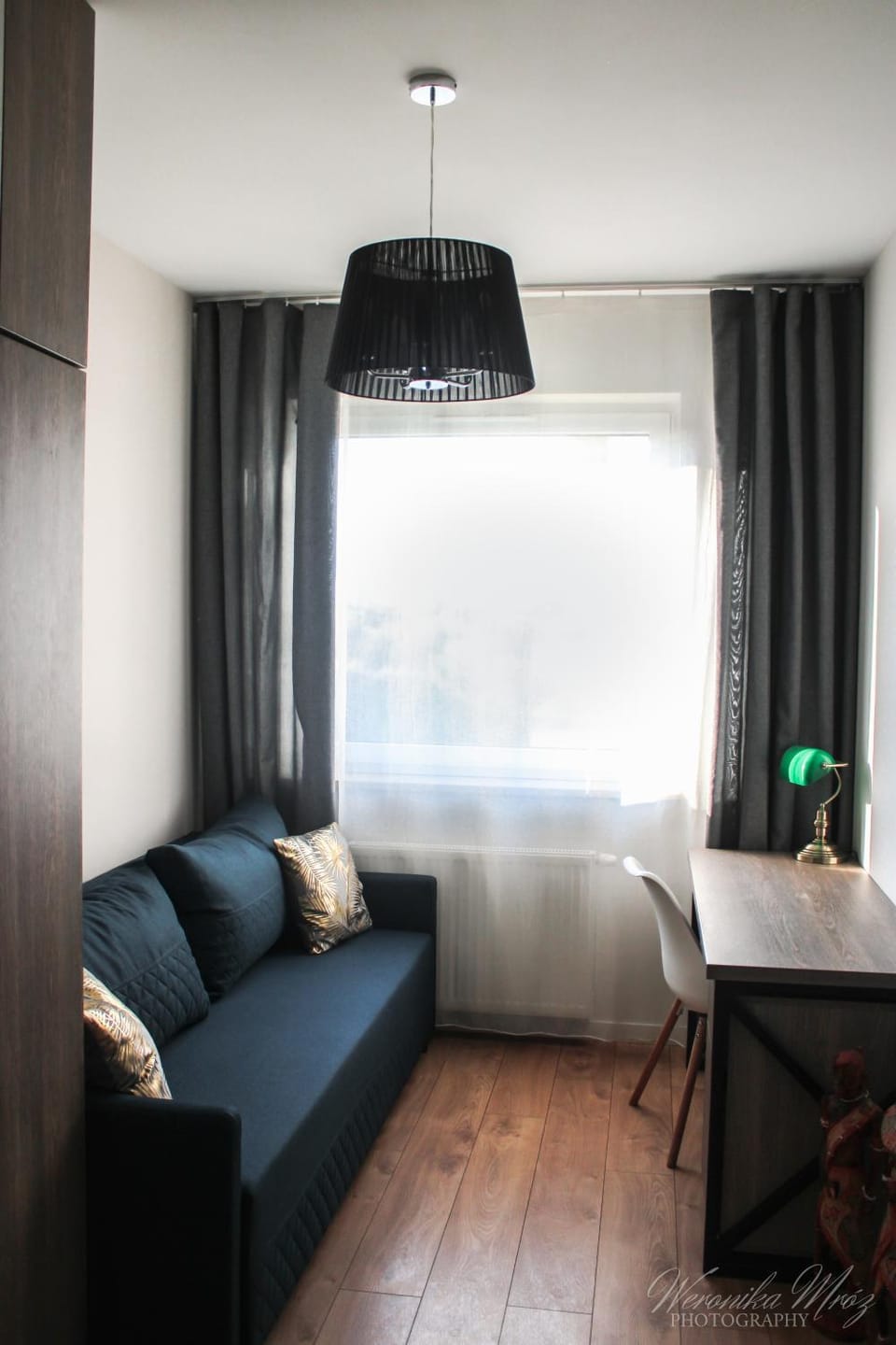 Seating area, Bedroom
