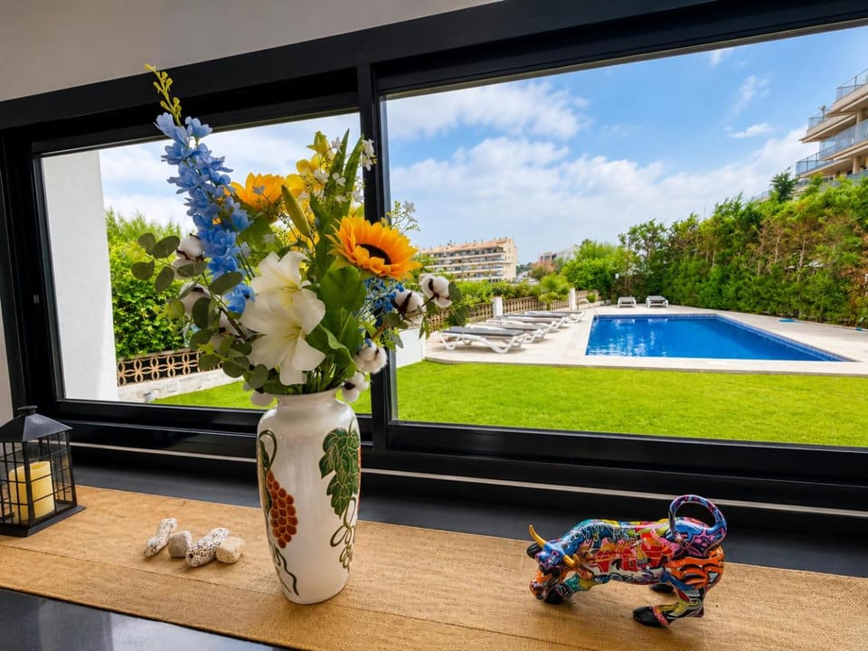Garden view, Pool view, Swimming pool