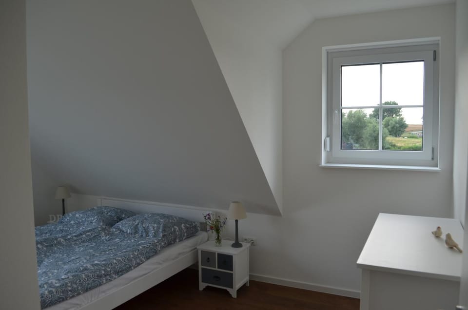 Bed, Photo of the whole room, Bedroom, hair dresser