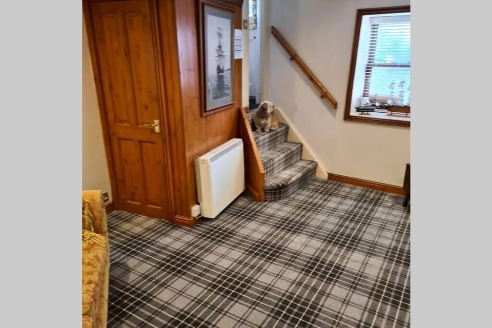 North Lea charming cottage in stunning Staithes House in High Street