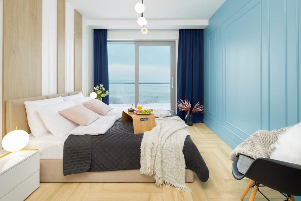 Bed, Bedroom, Sea view