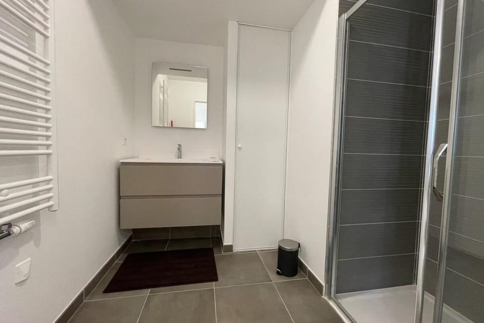 Apparté - Appartement proche Genève et Palexpo Apartment in Canton of Geneva