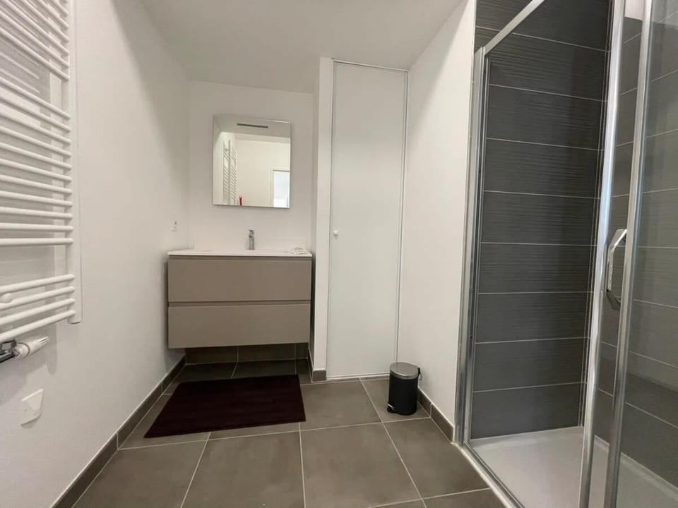 Apparté - Appartement proche Genève et Palexpo Apartment in Canton of Geneva