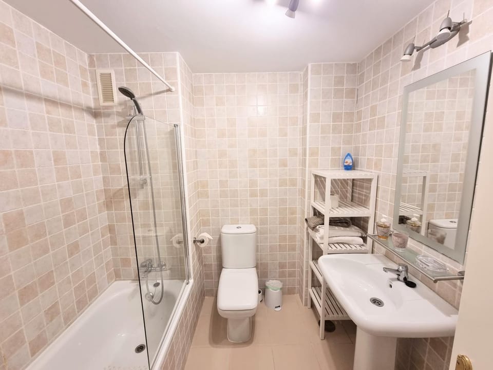 Bathroom, Bath