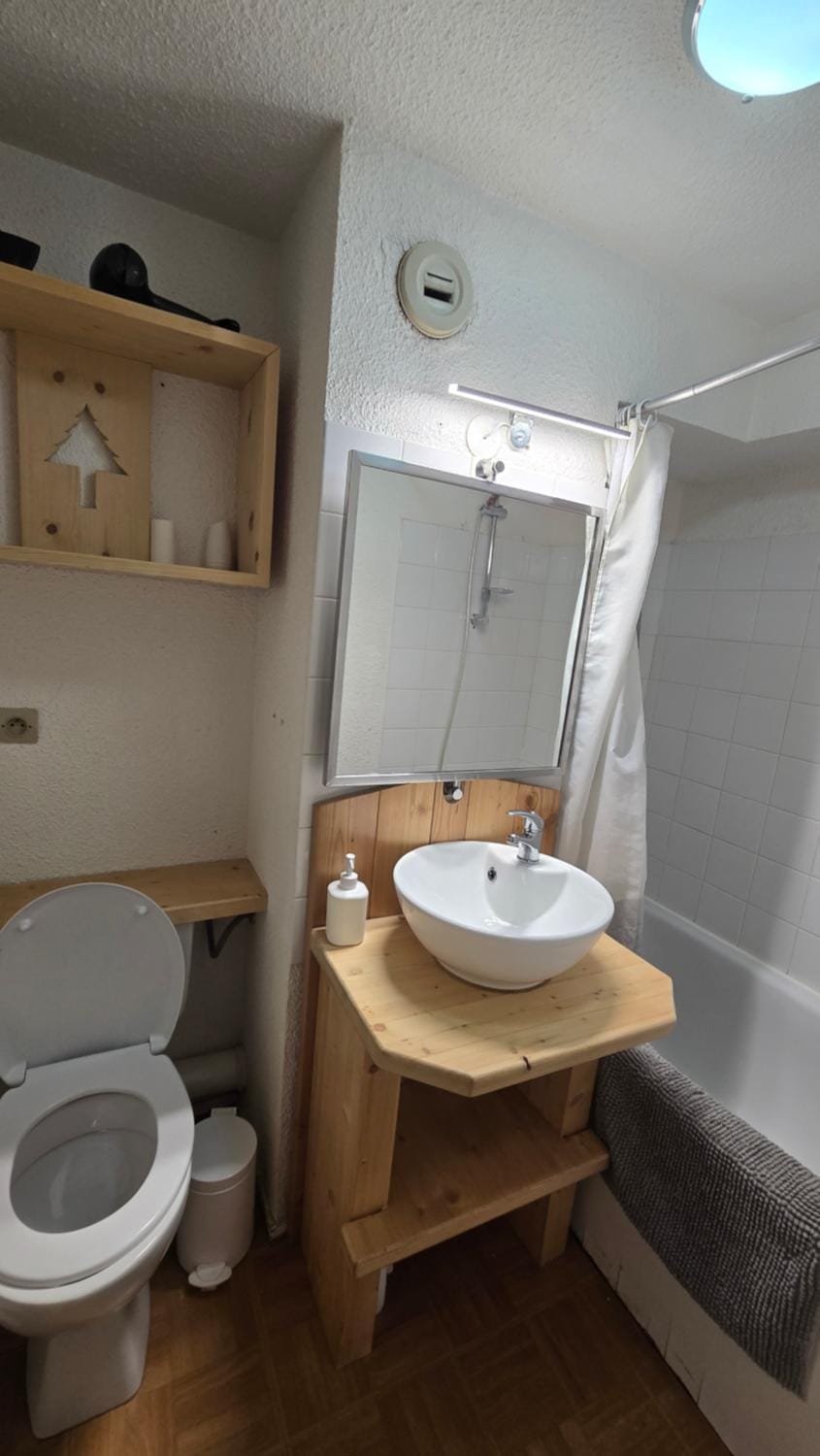 Val Thorens Centre, Kino Duplex, 34m2, 5-6 personnes Apartment in Les Allues