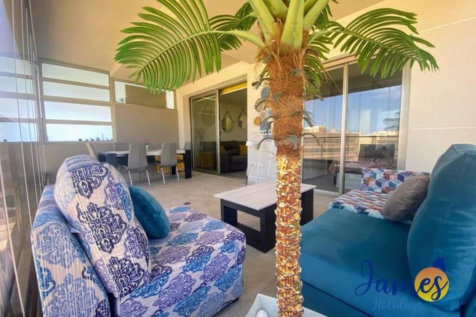 Day, Balcony/Terrace, Seating area