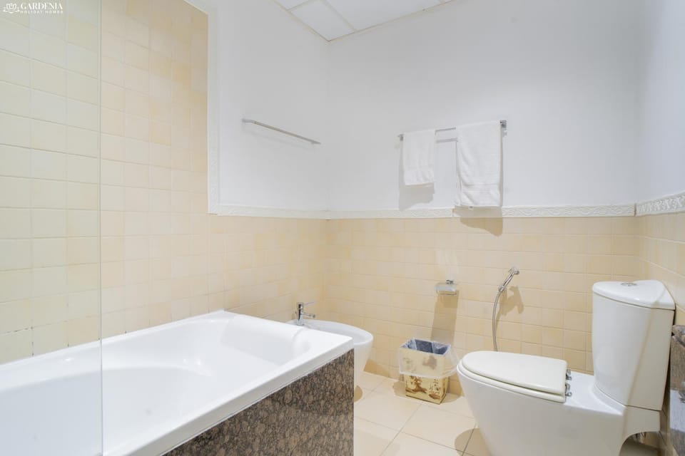 Toilet, Bathroom, Bath, towels