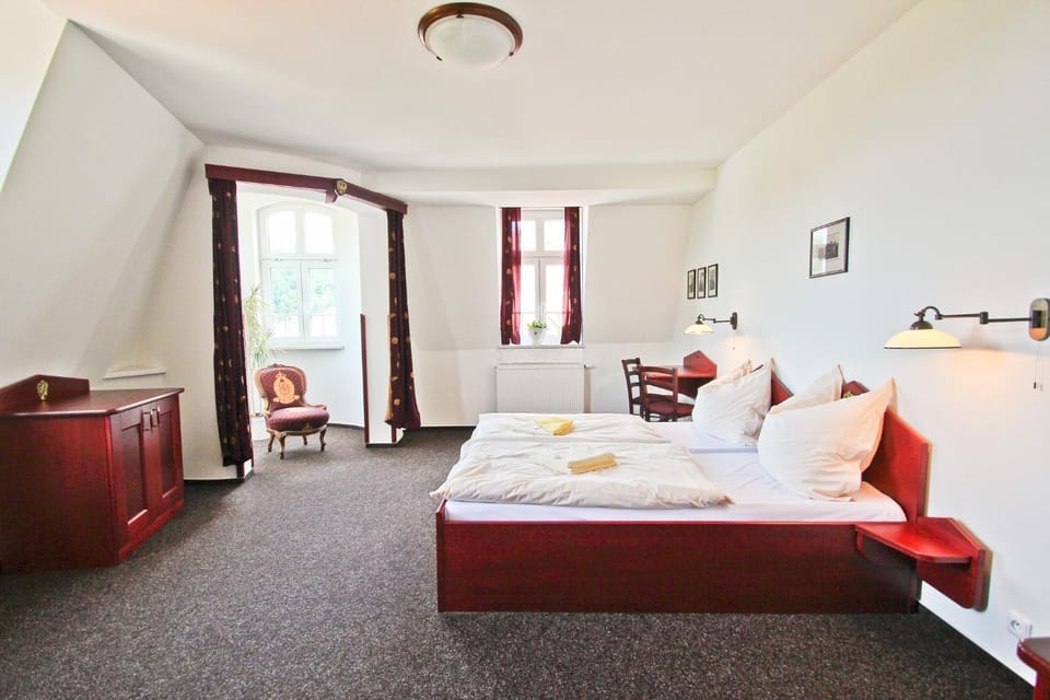 Living room, Bedroom