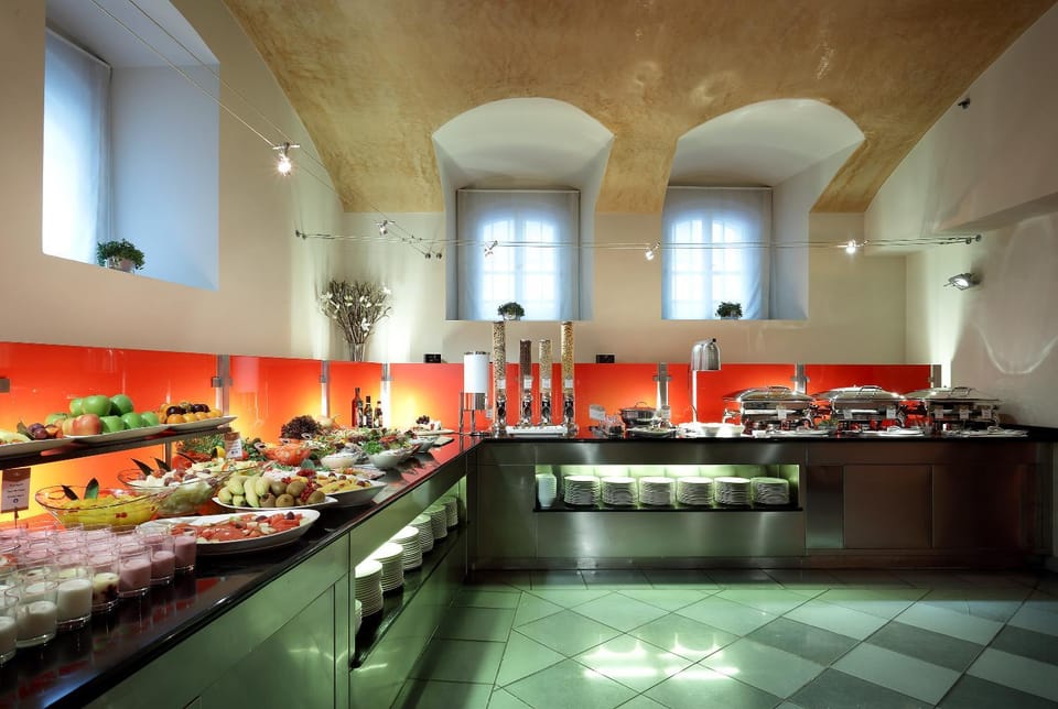 Lounge or bar, Buffet breakfast