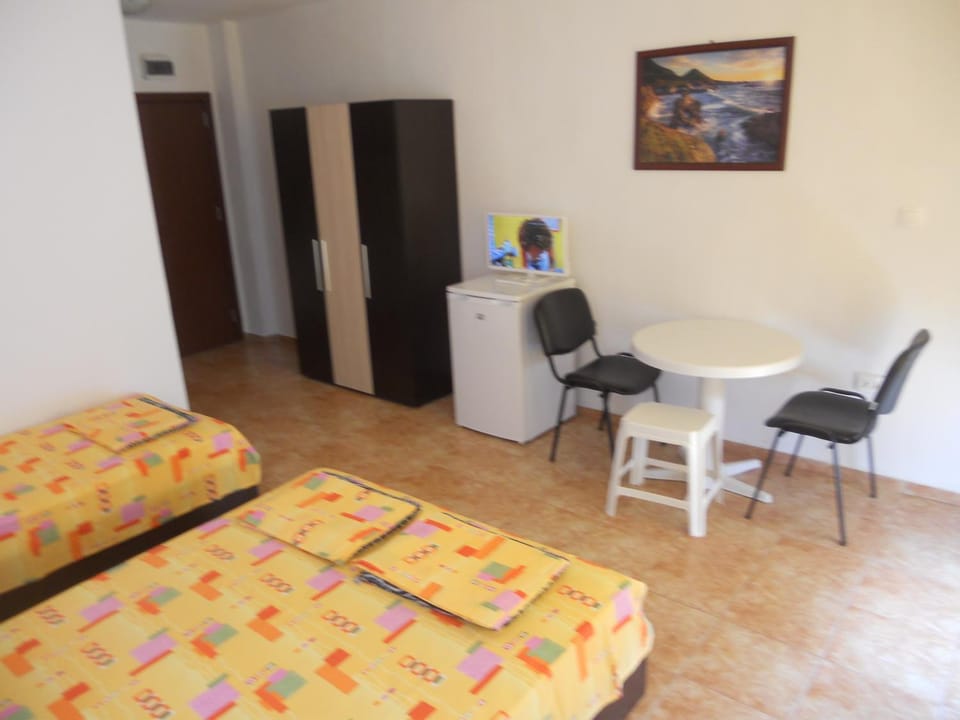 "Aхтополис" - подсигурено безплатно паркиране Bed and Breakfast in Burgas Province