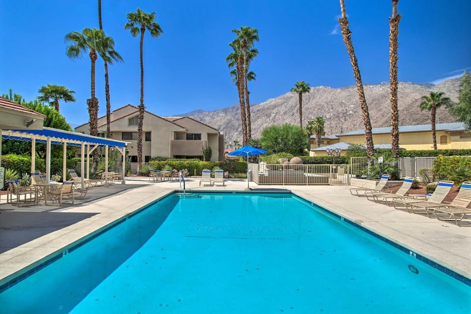 Palm Springs Retreat w/ Pool Access, Near Downtown House in Palm Springs