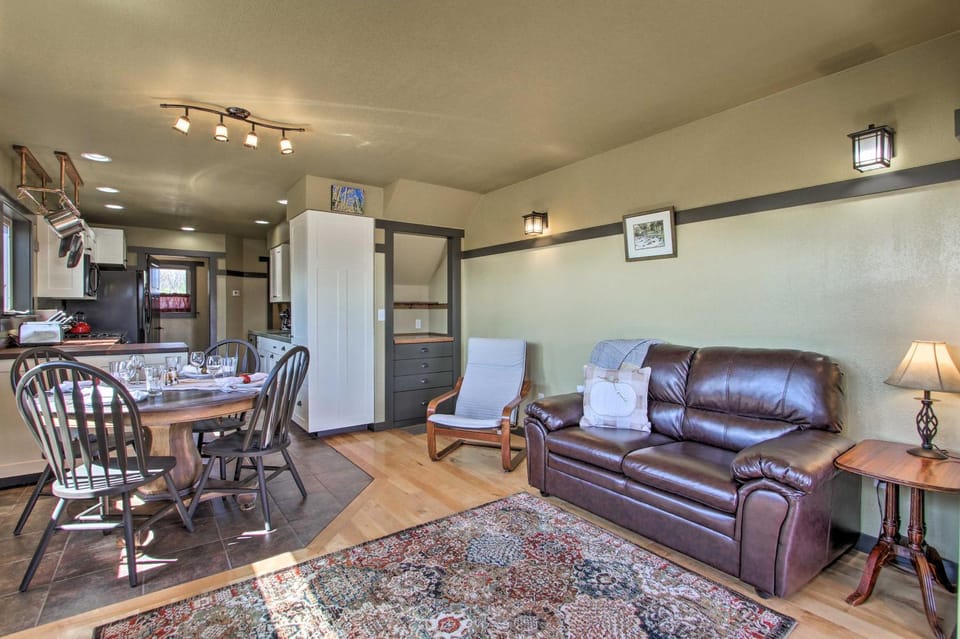 Pet-Friendly Choteau Townhouse with Gas Grill! House in Idaho