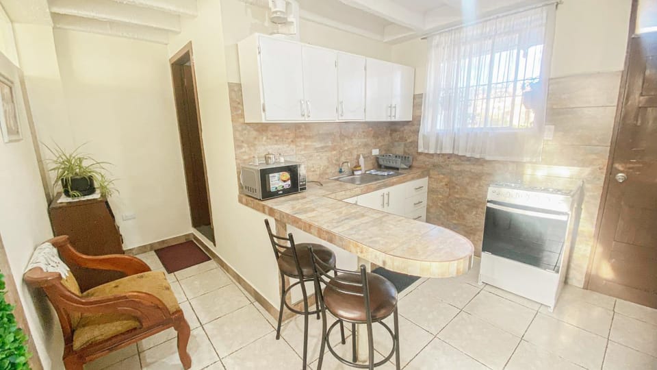 Dining area, dishwasher