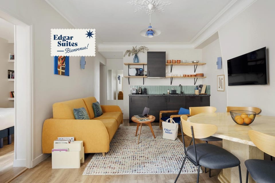 Living room, Dining area, kitchen