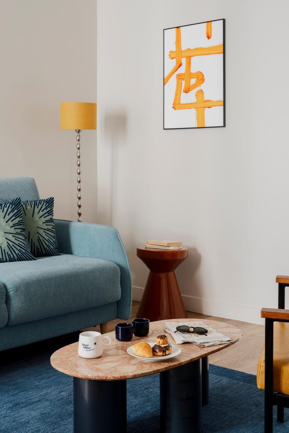 Living room, Decorative detail